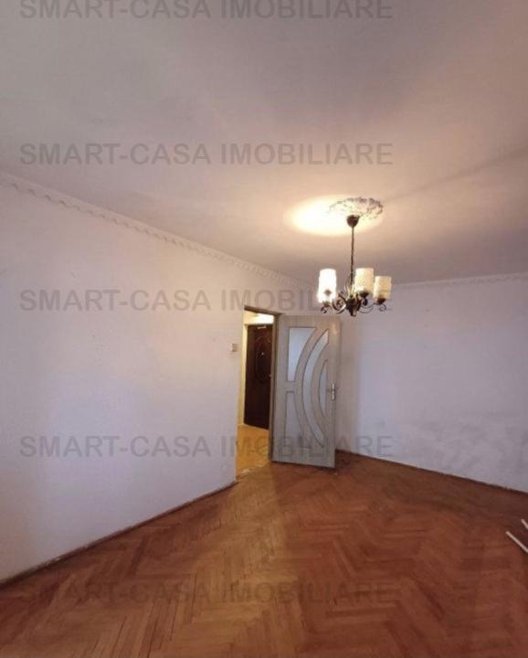 Apartament 3 camere Podu Ros-Piata Nicolina