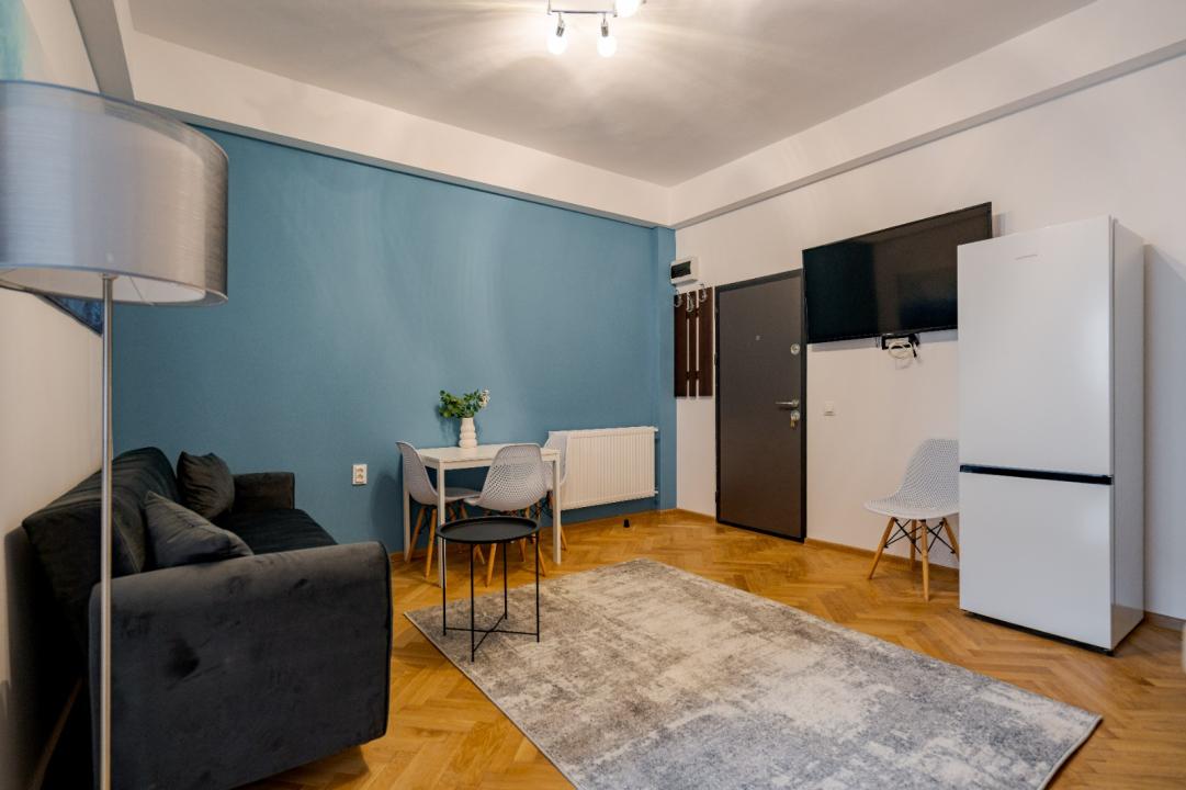 Brezoianu Parc Cismigiu apartament 3 camere
