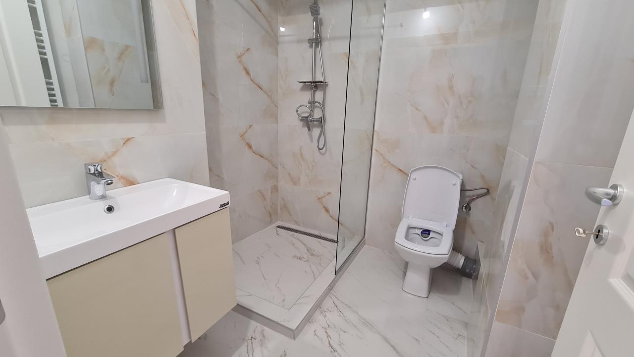 Mosilor Ferdinand apartament 3 camere bloc nou