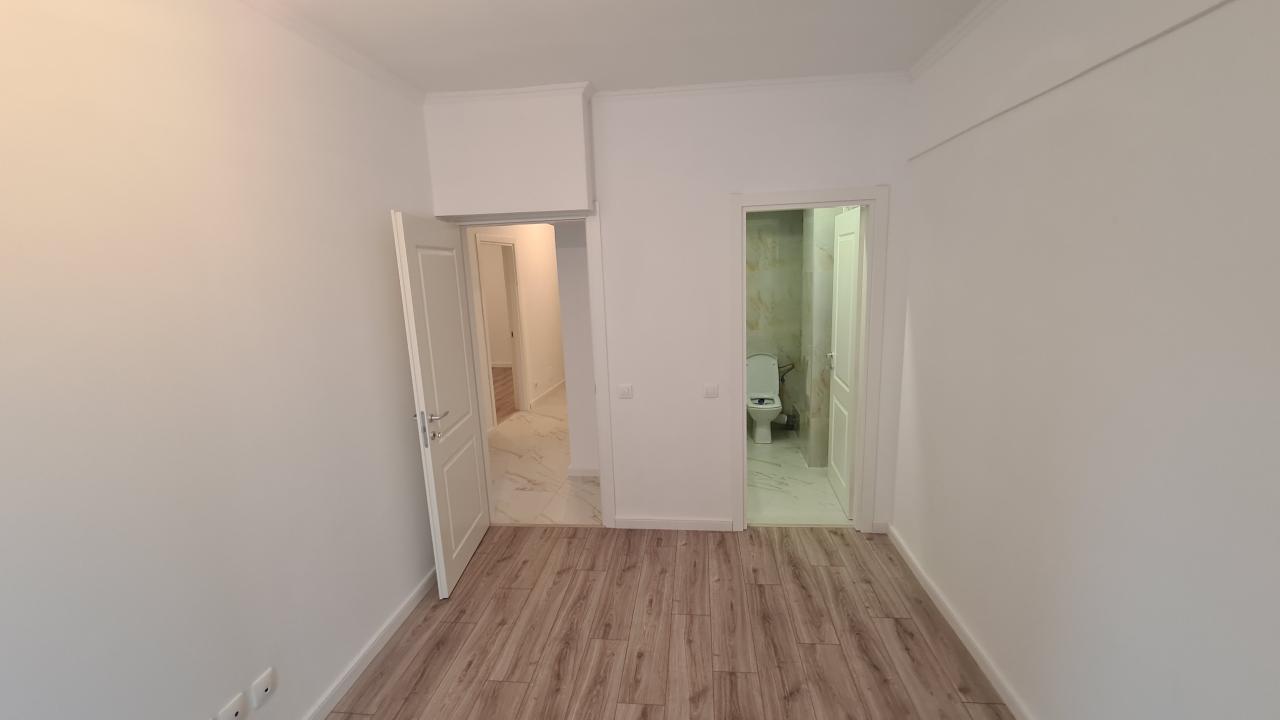 Mosilor Ferdinand apartament 3 camere bloc nou