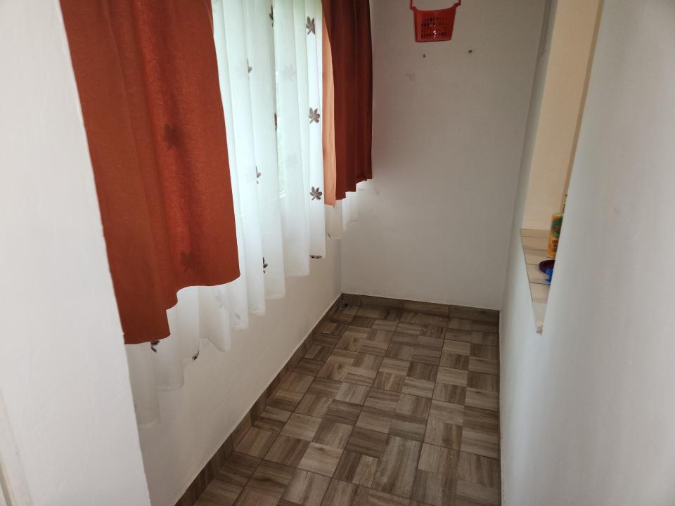 Dristor apartament 2 camere de inchiat