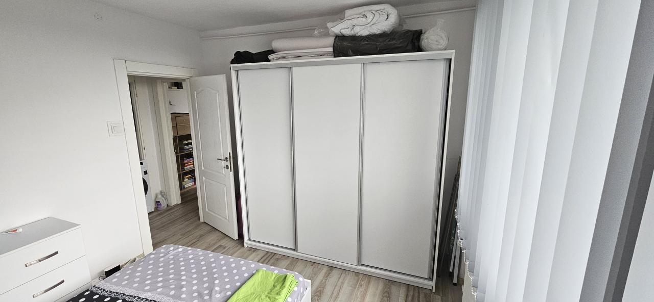 Grivita RAR apartament 2 camere de vanzare