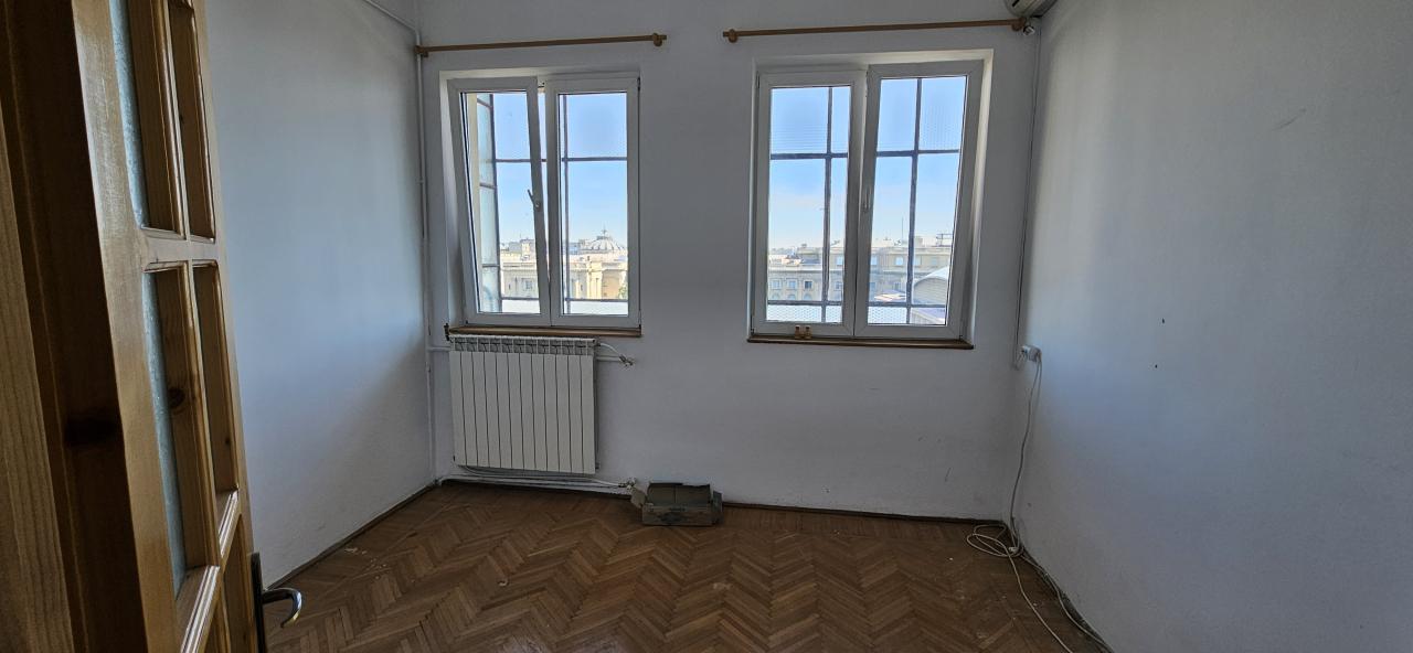 Sala Palatului de vanzare apartament 3 camere 