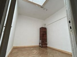 Romana Amzei de vanzare apartament 3 camere 