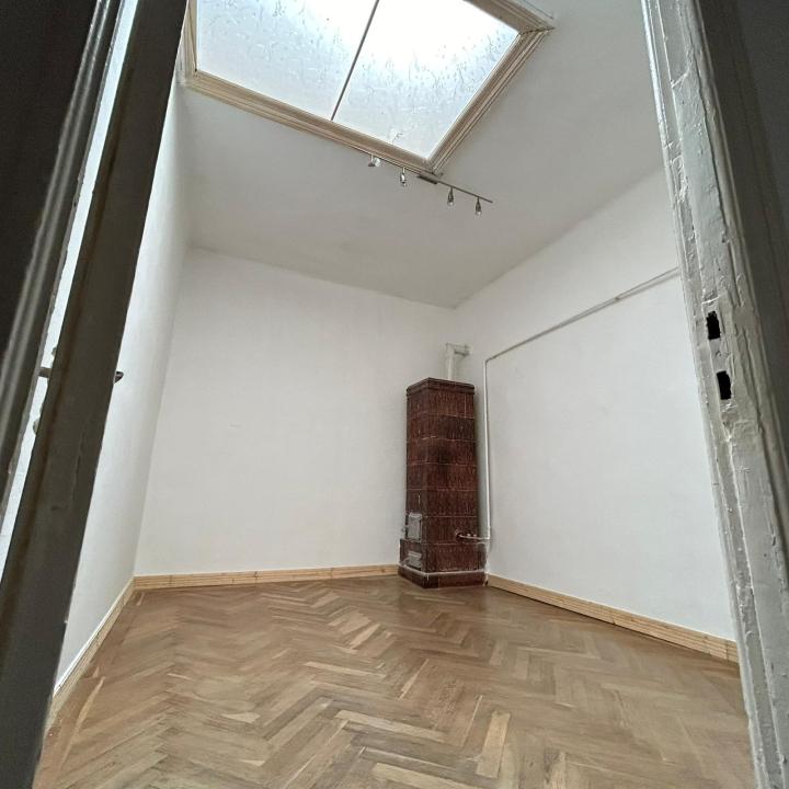 Romana Amzei de vanzare apartament 3 camere 