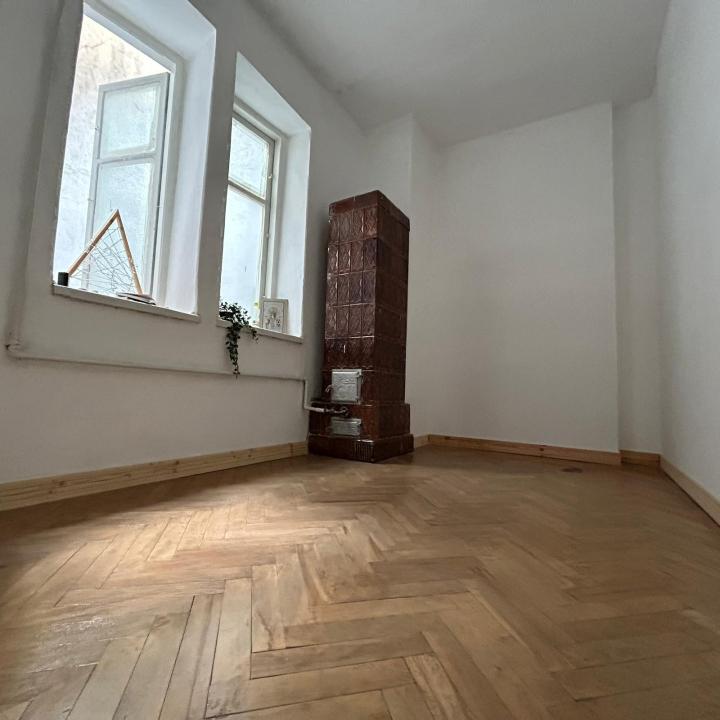 Romana Amzei de vanzare apartament 3 camere 