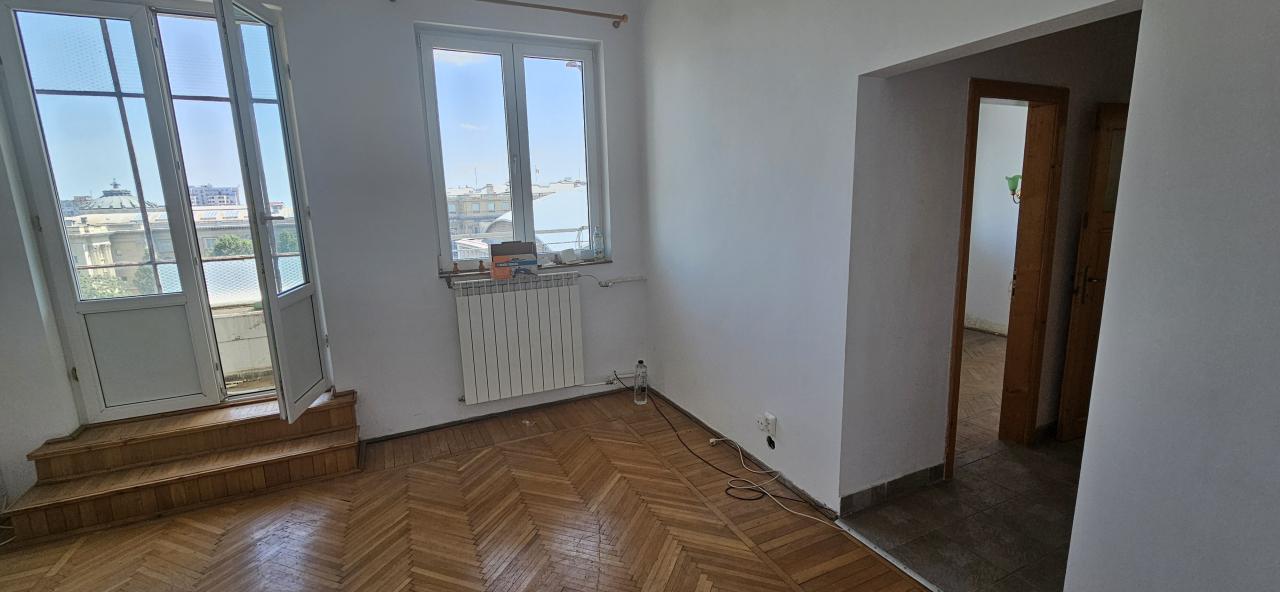 Sala Palatului de vanzare apartament 3 camere 