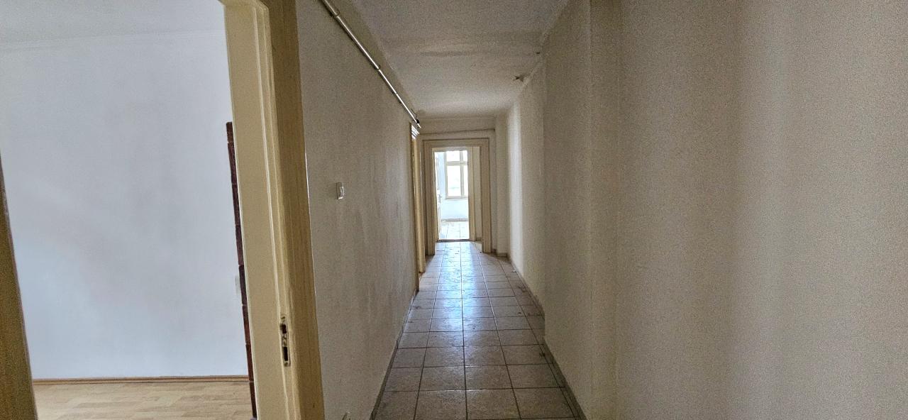 Armeneasca apartament 5 camere 190 mp