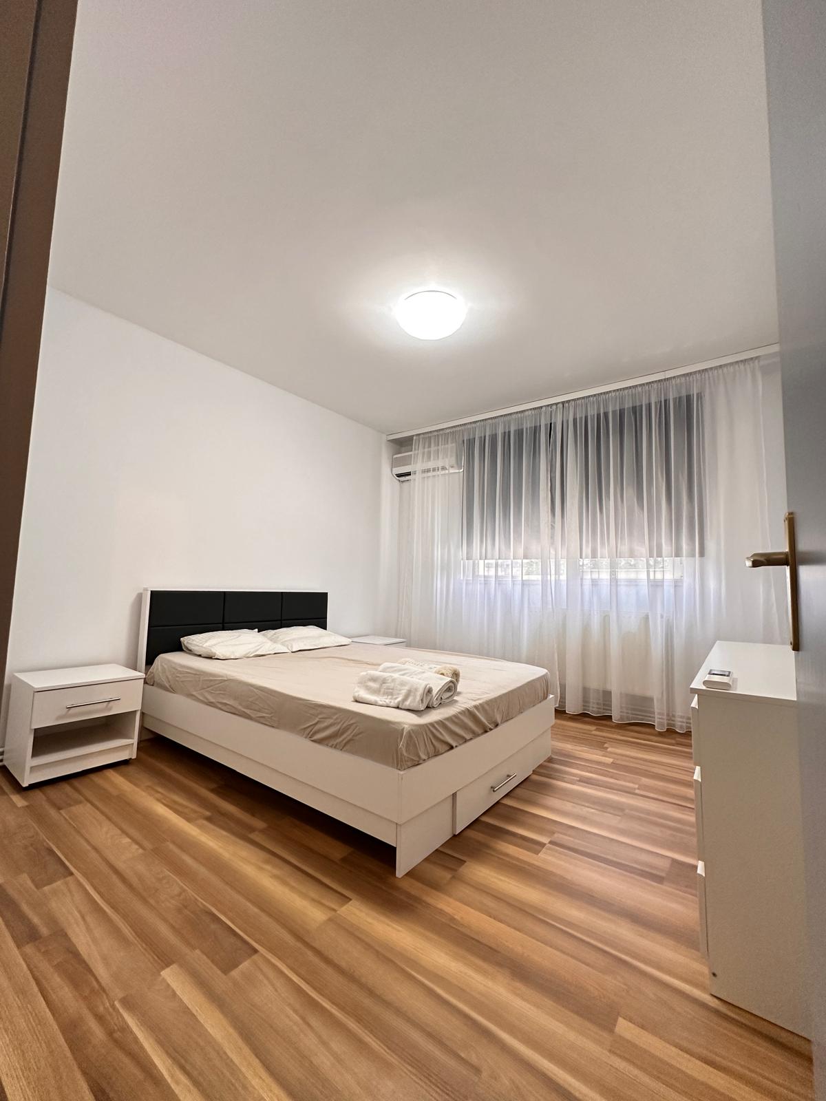 Vanzare apartament 4 camere Bucurestii Noi, Bucuresti