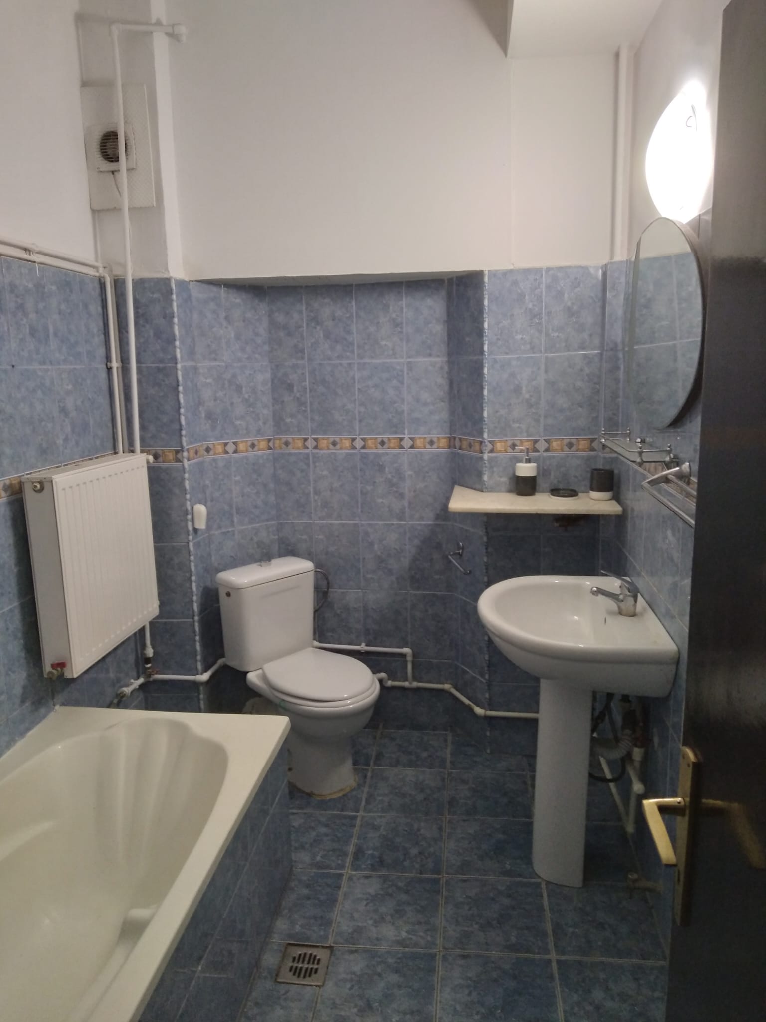 Inchiriere apartament 4 camere Piata Victoriei, Bucuresti