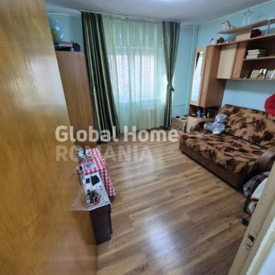 Apartament 3 camere -Decebal- 79 mp