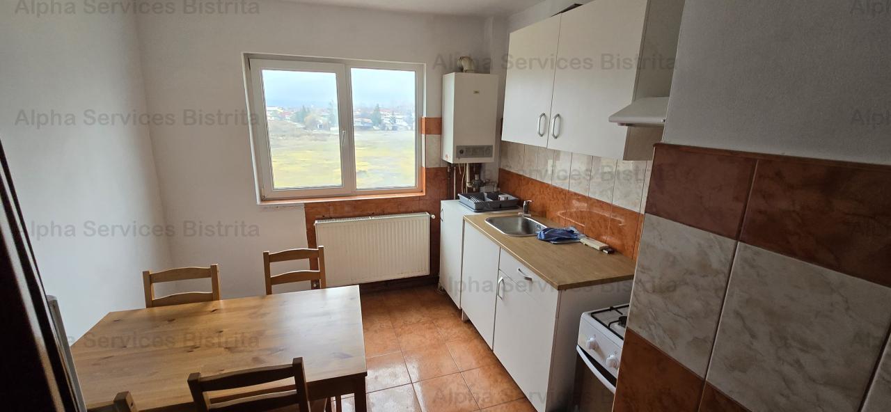 Apartament 3 camere de vânzare pe strada Fântânele