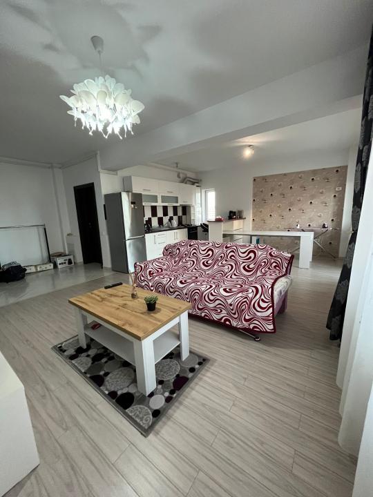 Apartament de vanzare, 70 mp, Bloc 2014, et. 4/6