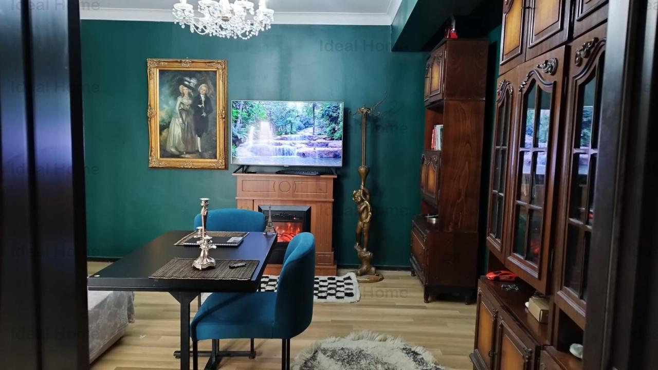 Vanzare Apartament 3 camere Piata Unirii Iasi 