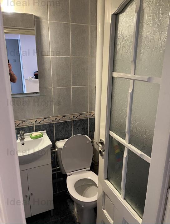 Apartament Trei Camere Gara - Centru 