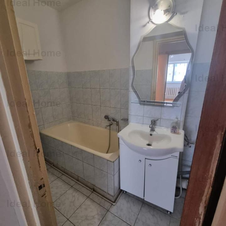 Apartament 3 camere Decomandat. Etaj 4 din 8. Zimbru