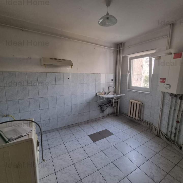 Apartament 3 camere Decomandat. Etaj 4 din 8. Zimbru