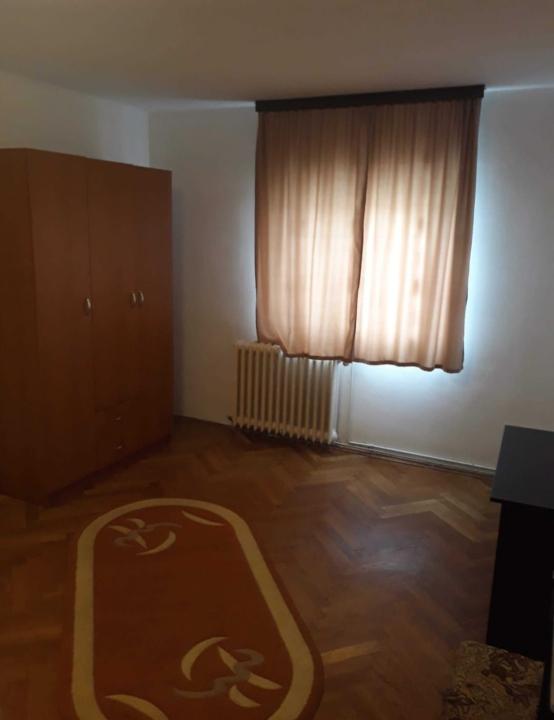 Inchiriere Apartament 1 camera Podu de Fier Iasi