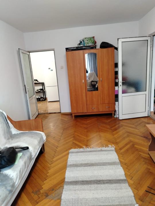 Apartament 3 camere Cantemir Palas Mall 