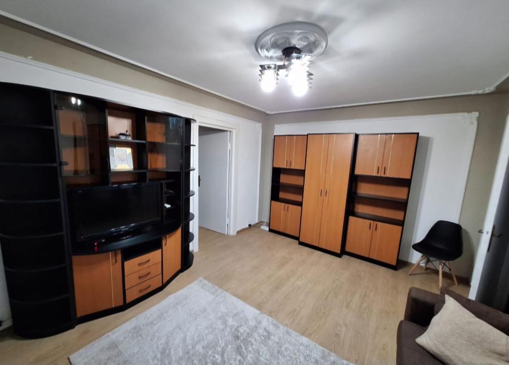 Inchiriere Apartament 2 camere Podu Ros Iasi