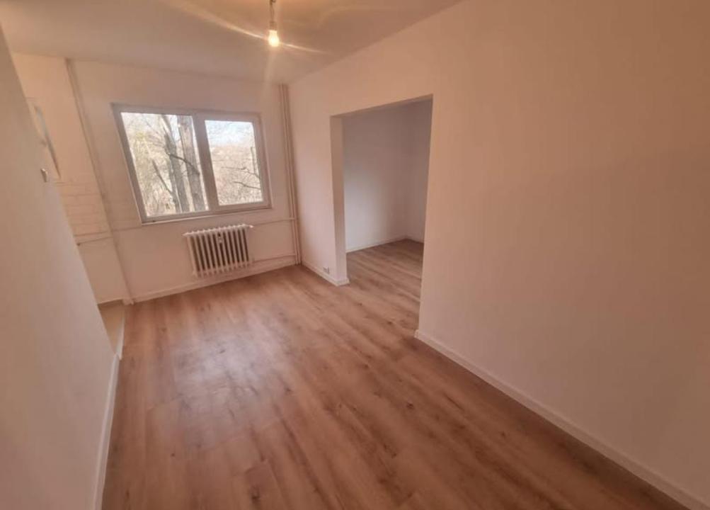 Apartament 2 Camere Etaj 2/4 Tatarasi - 2Baieti Fara Risc