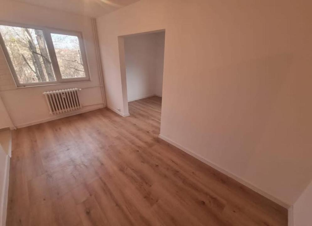 Apartament 2 Camere Etaj 2/4 Tatarasi - 2Baieti Fara Risc