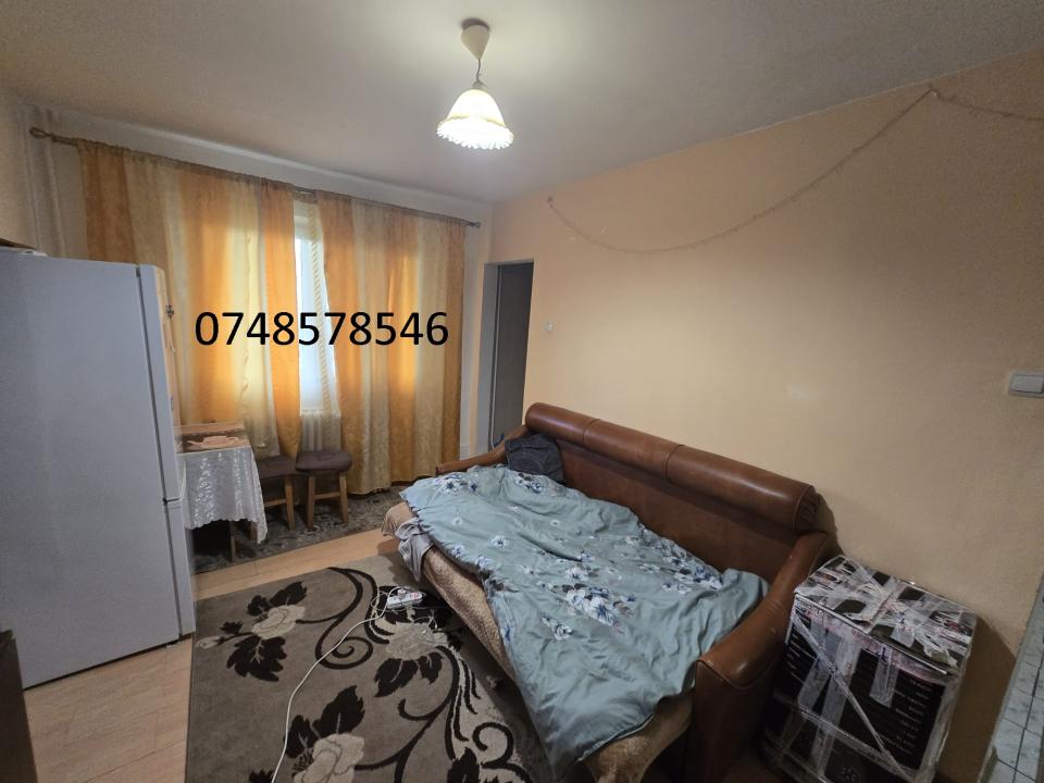 Apartament 2 camere Alexandru. Amanetul Piciu