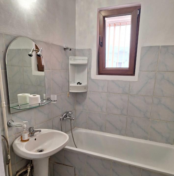 Inchiriere Apartament 2 camere Podu Ros Iasi