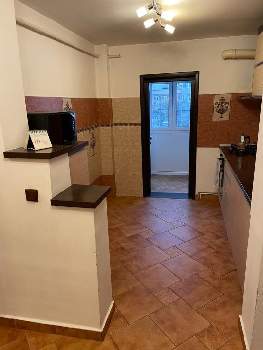 Apartament 3 camere Decomandat. Dacia, Zimbru- Bulevard