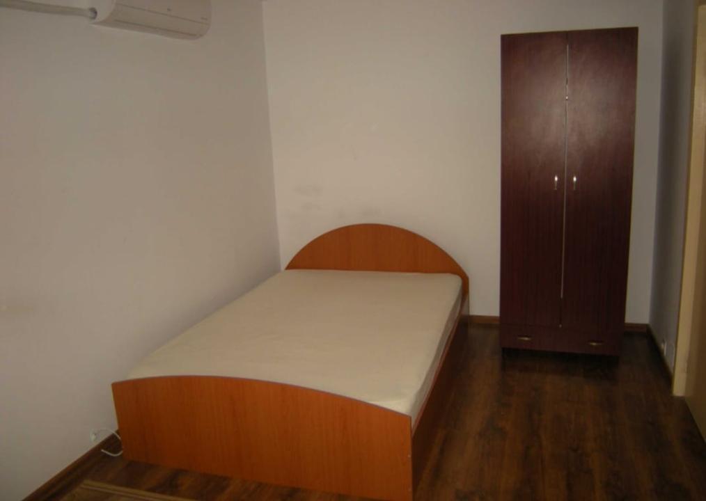 Inchiriere apartament 2 camere Podu Rosu Iasi