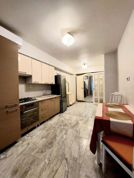 Inchiriere apartament 2 camere Royal Town Iasi