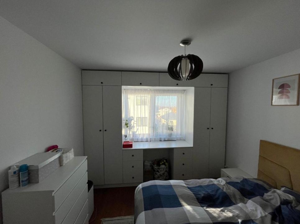 Apartament 2 camere Semidecomandat etaj 3 din 3 Platou Galata