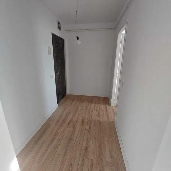 Apartament 2 camere Podu de Piatra 