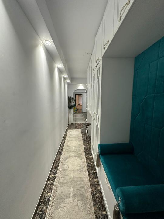 Apartament 3 camere Capat Cug Bloc Nou