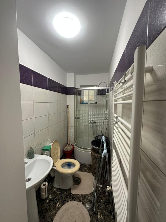 Apartament 3 camere Capat Cug Bloc Nou