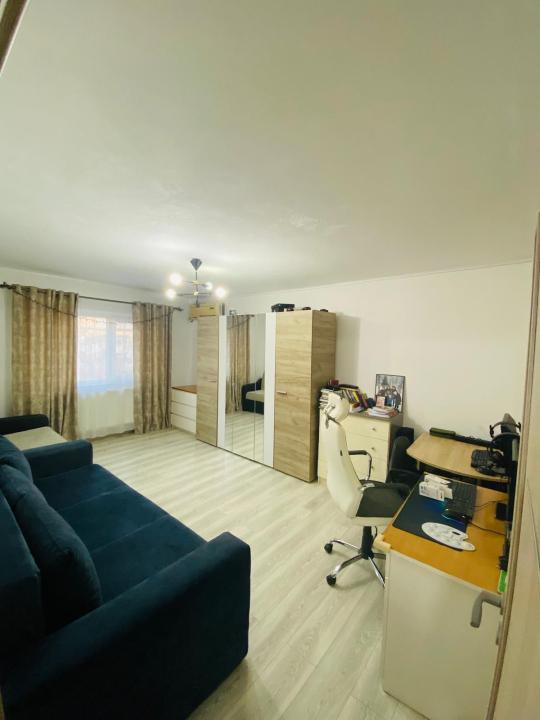 Apartament 3 camere Decomandat. Zimbru-Strada Stramosilor. 