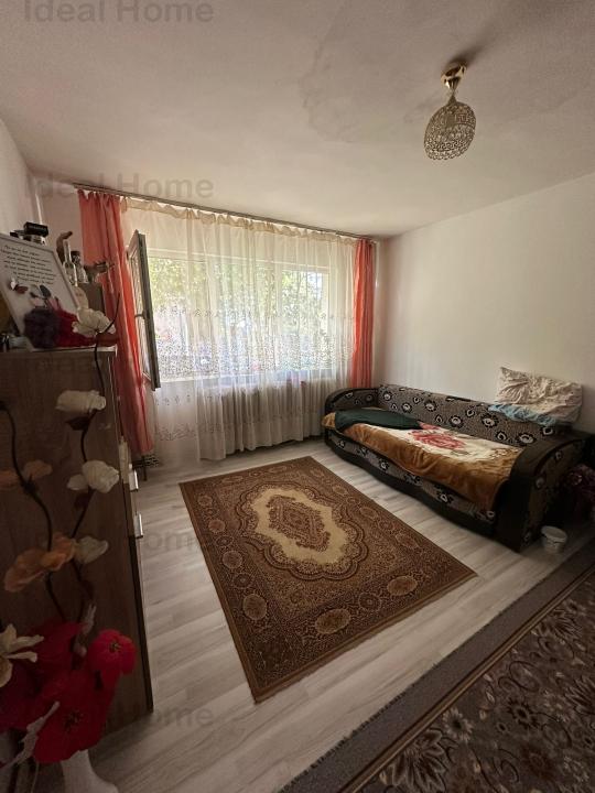 Apartament 2 camere Podu-Ros Racovita 85.000 euro