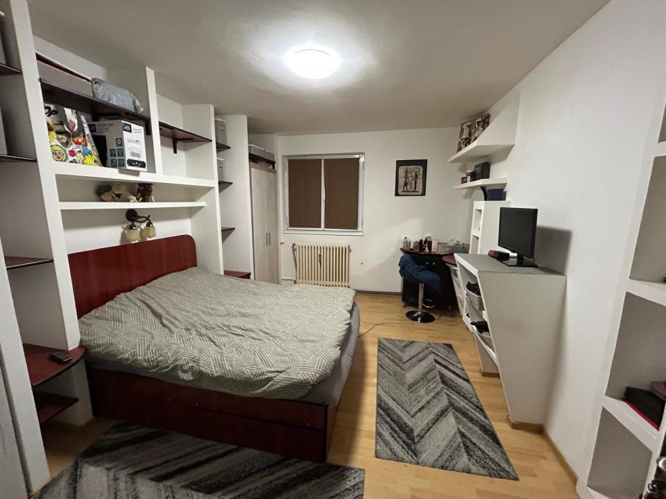 De inchiriat! Apartament 3 Camere Podu Ros - Palas