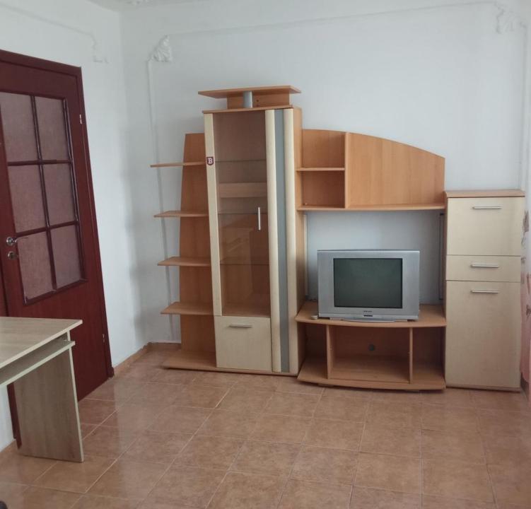 Apartament 2 Camere Alexandru Cel Bun ,Octav Bancila