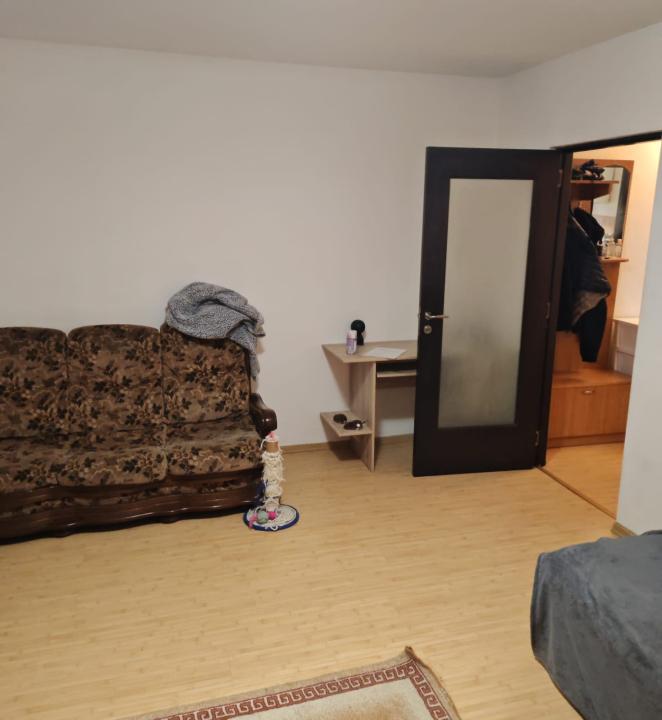 Apartament 2 camere Podu de Piatra 