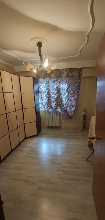 Vanzare Apartament 4 camere Pacurari Iasi