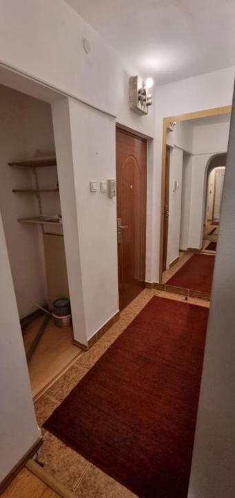 Inchiriere Apartament 2 Camere Podu Ros 