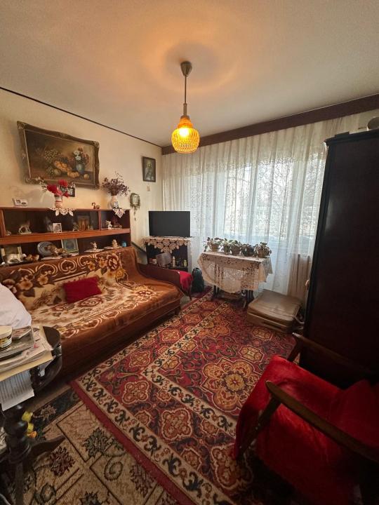 Apartament 3 camere Central Podu Ros 