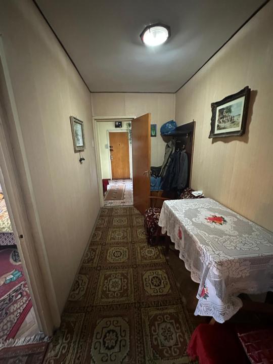 Apartament 3 camere Central Podu Ros 