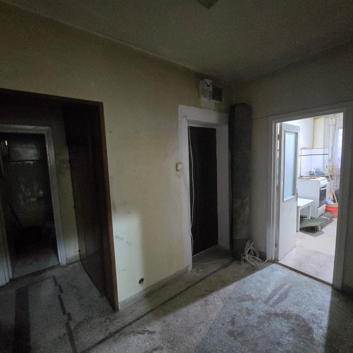 Apartament 4 camere. Copou etj 3. Strada Aurora