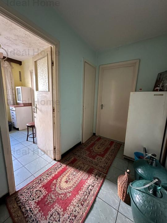 Apartament 2 camere. Podu Ros. Centru