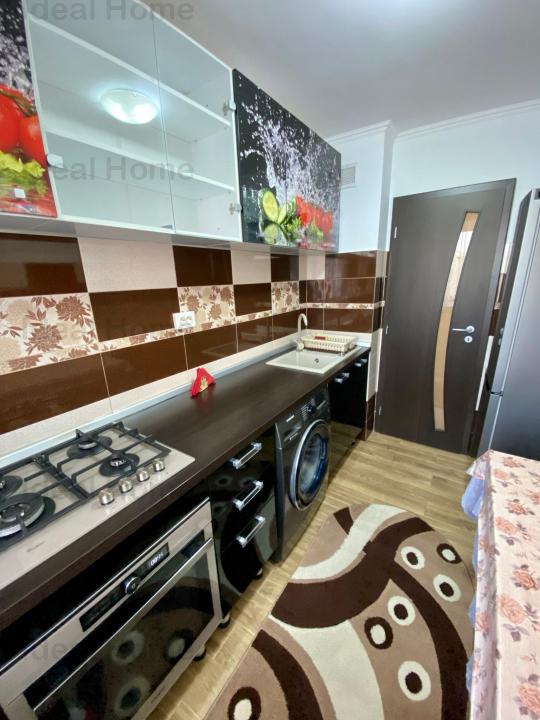 Inchiriere Apartament ultracentral modern cu 2 camere Podu Ros Iasi