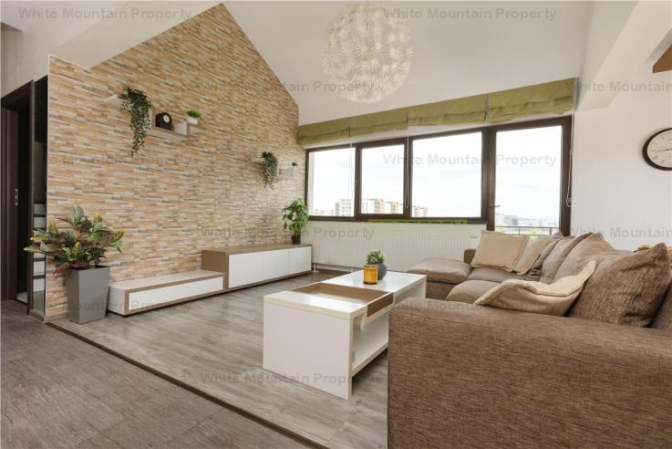 Penthouse 100 mp + 20 mp terasa cu priveliste | Tractorul | Brasov