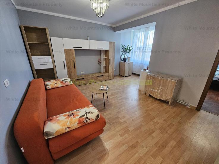 Apartament cu 2 camere renovat in Centrul Istoric