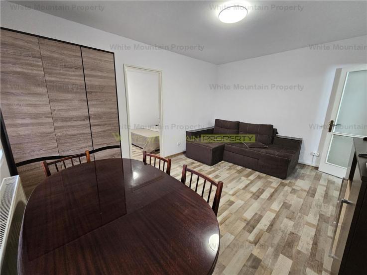 Apartament renovat zona Calea Bucuresti